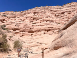 Home red rock (digital photo)